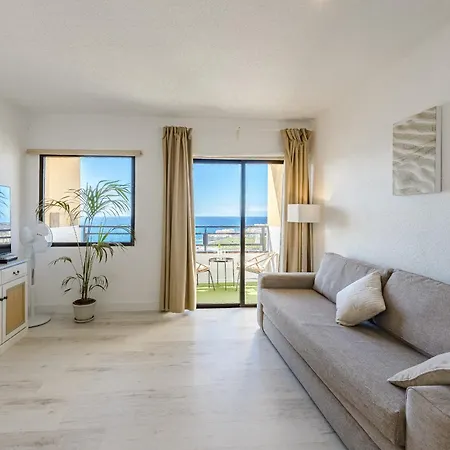 Panoramic In Club Paraiso Ocean View アパート アデヘ